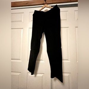 Boston Proper Size M Short Black Super Stretchy Pants